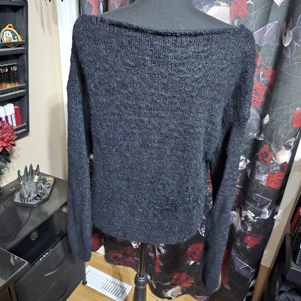 Elegant Black Women's Sweater - Picture 3 of 5